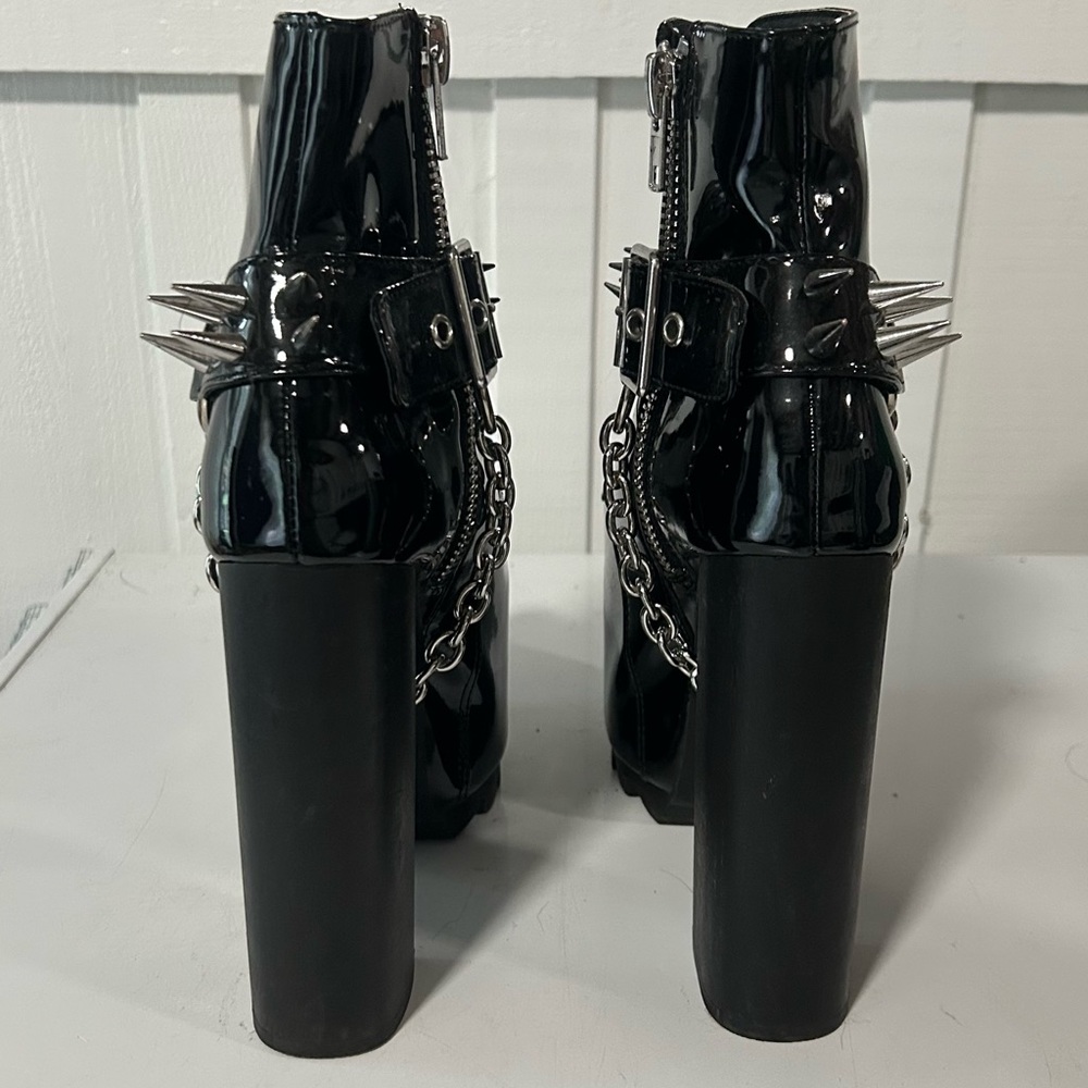 Dolls Kill Black Platform Boots - Picture 4 of 4